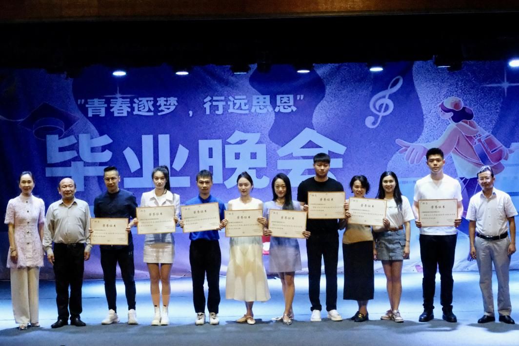 图示, 示意图
中度可信度描述已自动生成:ver1